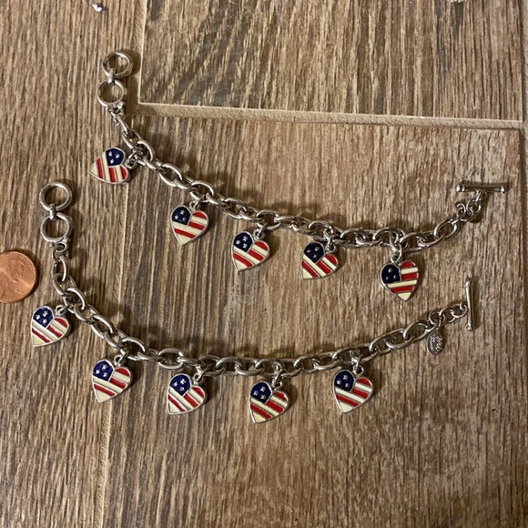 NWOT Vintage Cookie Lee Heart🇺🇸Toggle Bracelet - Picture 3 of 3